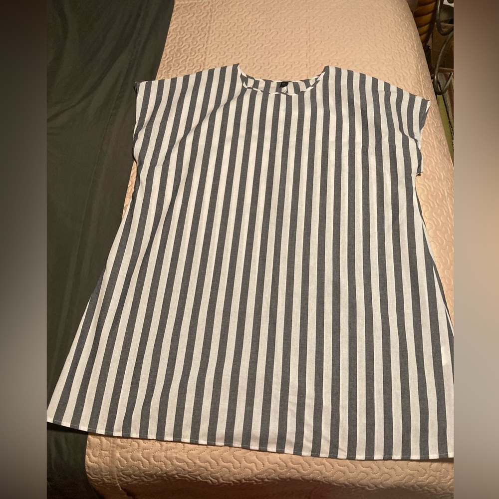 Emery Rose Dress Kimono Striped Gray White Sleeveless NWOT